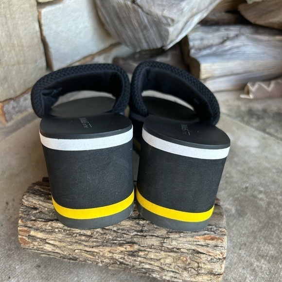 Call It Spring Macy’s Larelasien platform slip on sports sandals Sz-7.5   A - Picture 6 of 7